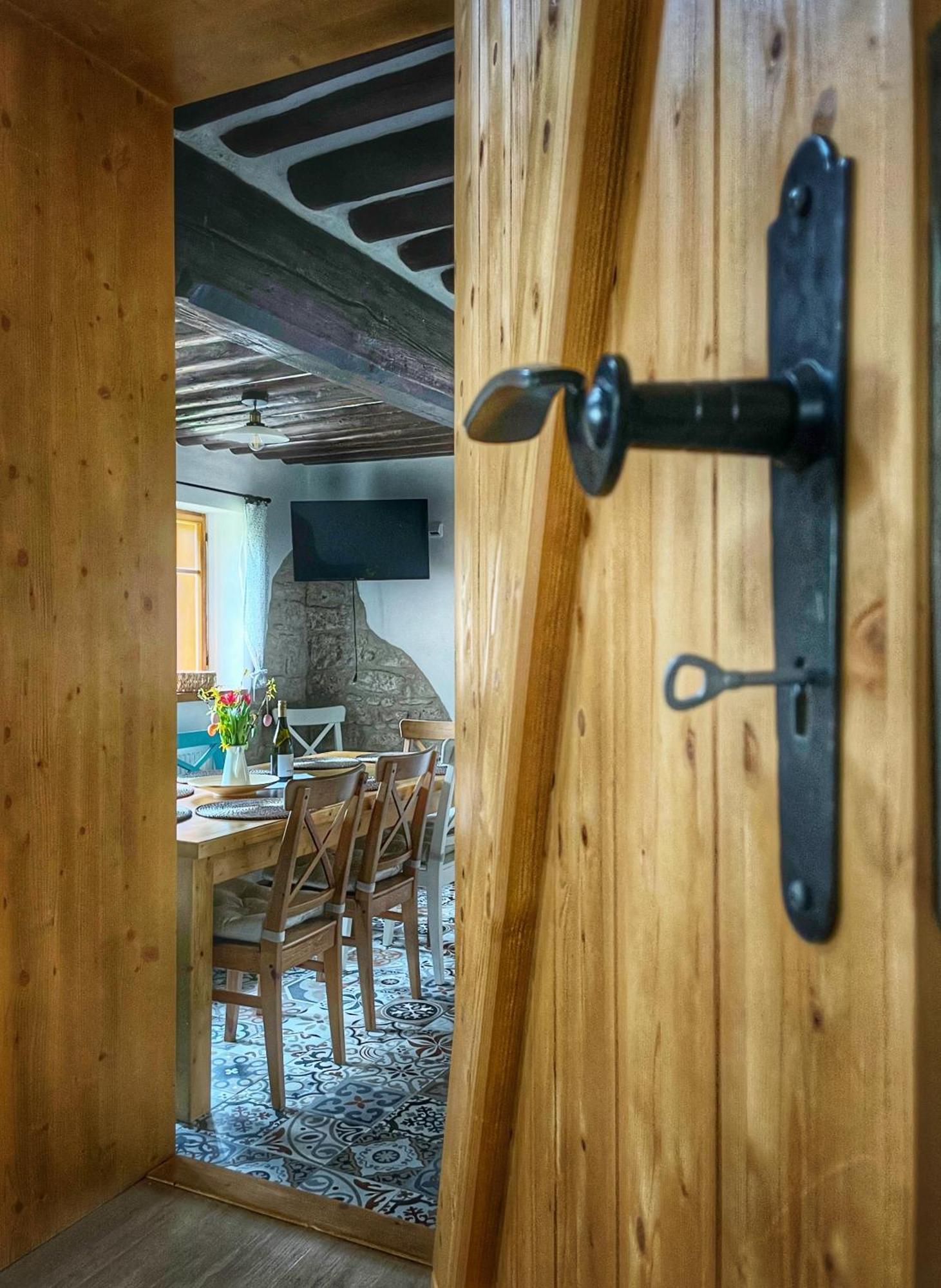 Chalupa Novy Vojirov Cp. 27 Nová Bystřice エクステリア 写真